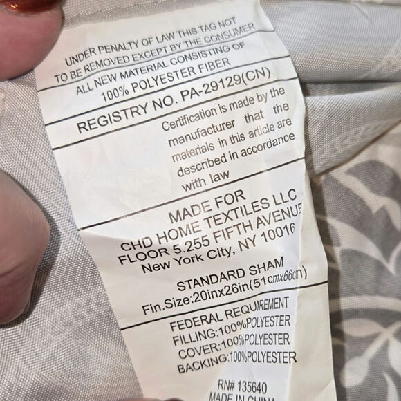 Queen Set/3 HOME TEXTILES Light and Dark Gray Reversible Comforter & 2 Std Shams - Picture 6 of 7